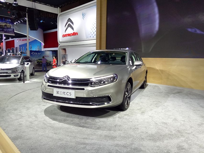 ³ǰڲȫµLEDԴ͸ʱиС³ǰոܲλȫµĿʽơ