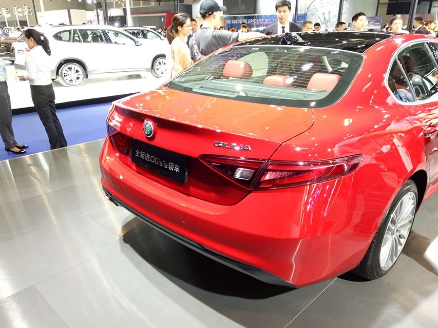 ³Ͼмߵıʶȣǰáʽǳ򣬳У0.25ĵͷֵ