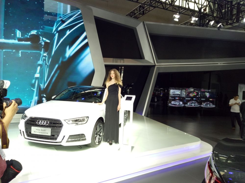 ɫƮݵͷ̻¶磬Ըޱȡ