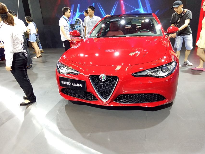 ŷ黳һ˹ڣܸǴʲôľϲ