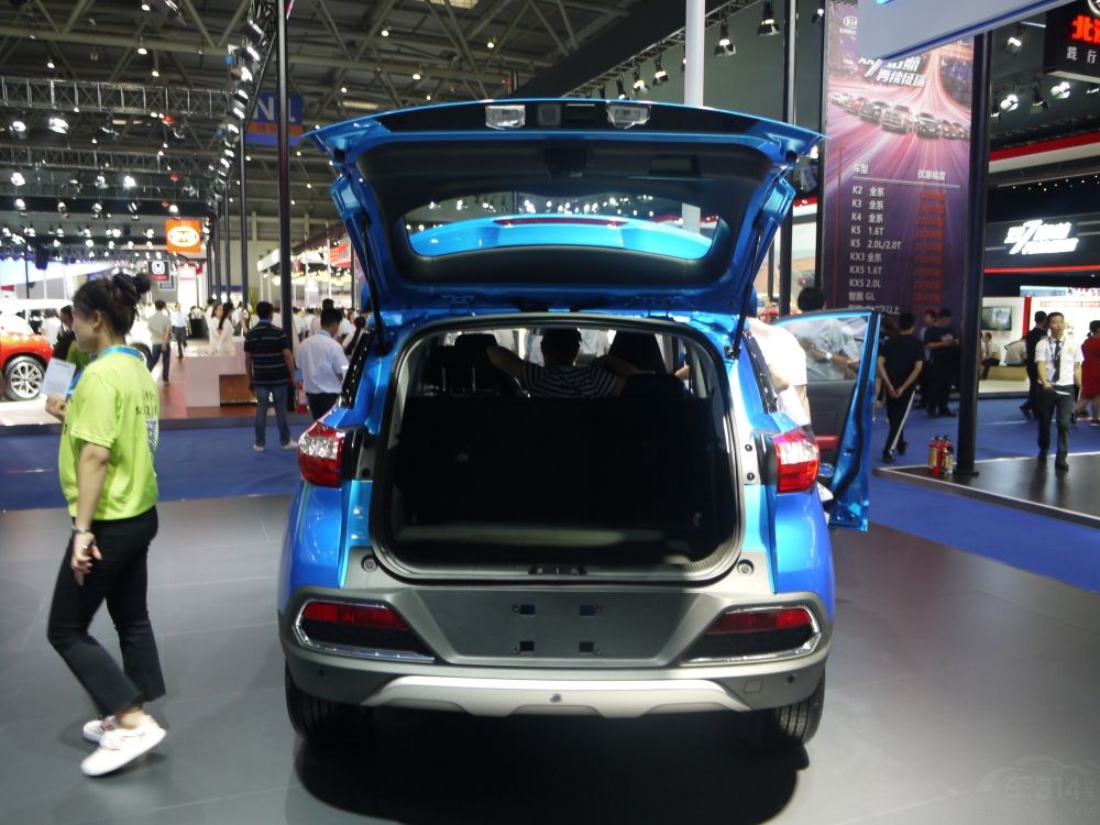 ߴ緽棬ԱCS9ĳ߷ֱΪ4315mm1840mm1650mmΪ2600mmСSUV