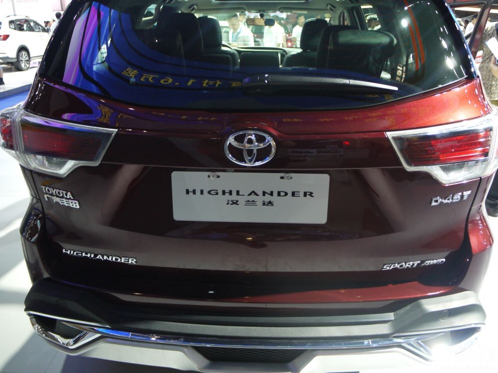 һǿռ䣬ԡ˵ռ䣬˲ᣬ7ҲǼߣҲû̫ѹ