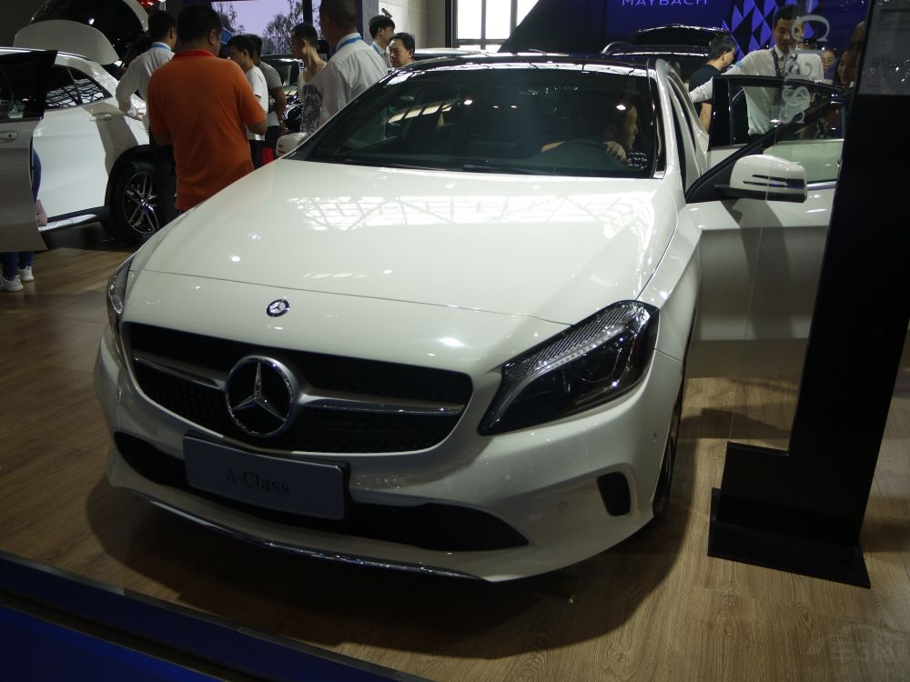 ߴϣһıA200߷ֱΪ4304*1780*1433mm2699mmϣA200ͬһơ