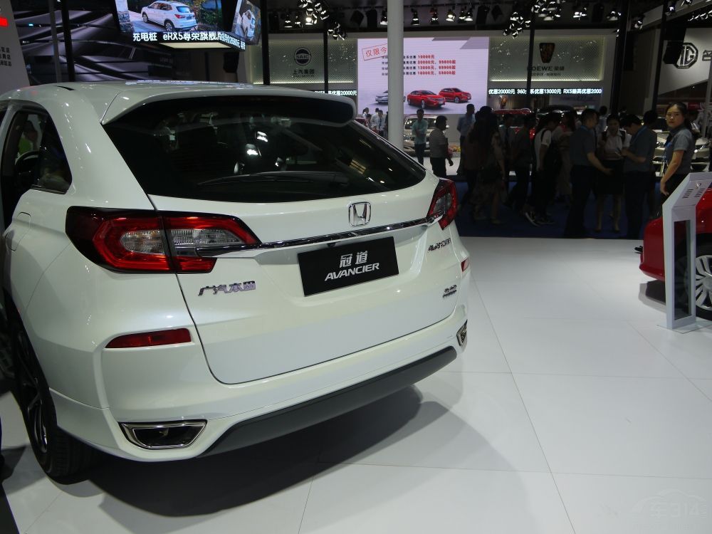 п̨ҶԳʽƣĲˣ󲿷ֵطʲϰ棬ʸмж൱ľװμΪ׺