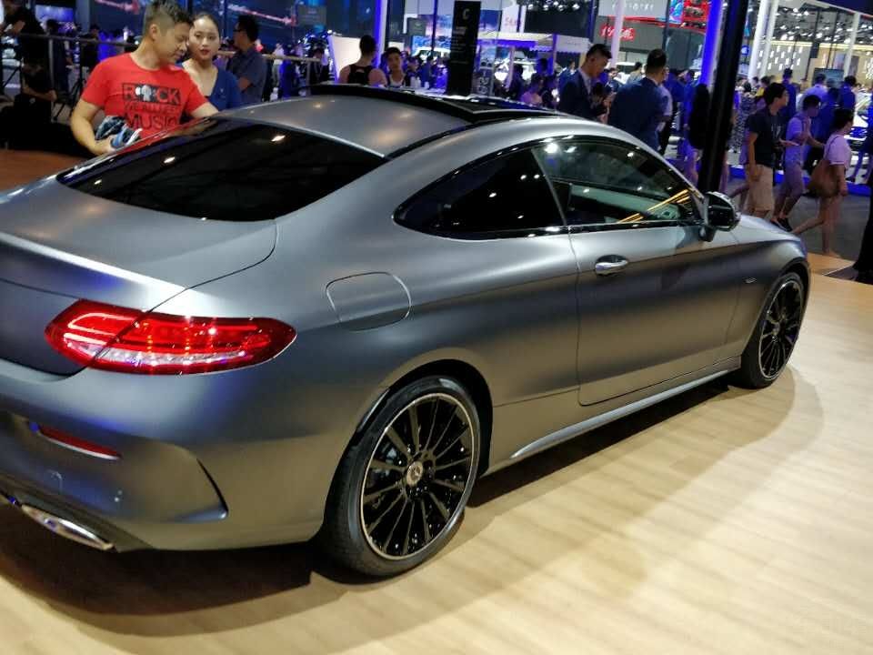 ³ֿC300ܰ泵ʹ˶صĻɫƹͿװ