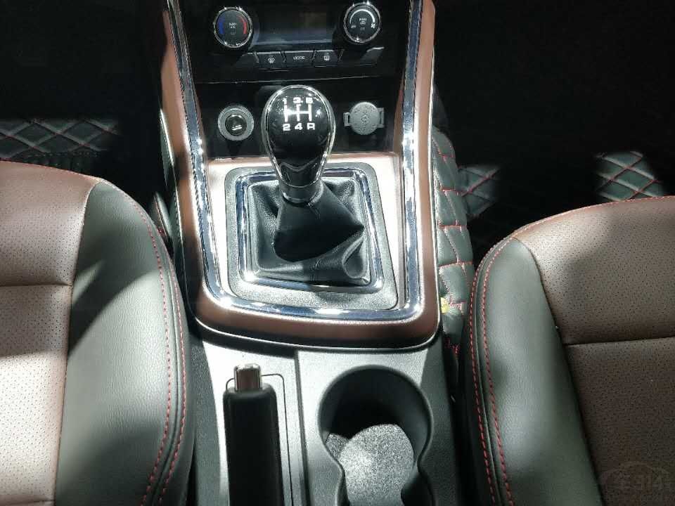 ڶ棬ȫϵһ1.5LȻƥ5ֶ4Զ䡣