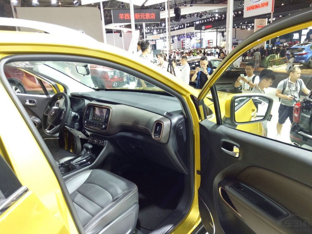 GS3ƺܼܷ࣬ܺȥˬп̨һ8ӢҺʾֻֻͨٶCarlifeʵ֣Ǻܱݡ