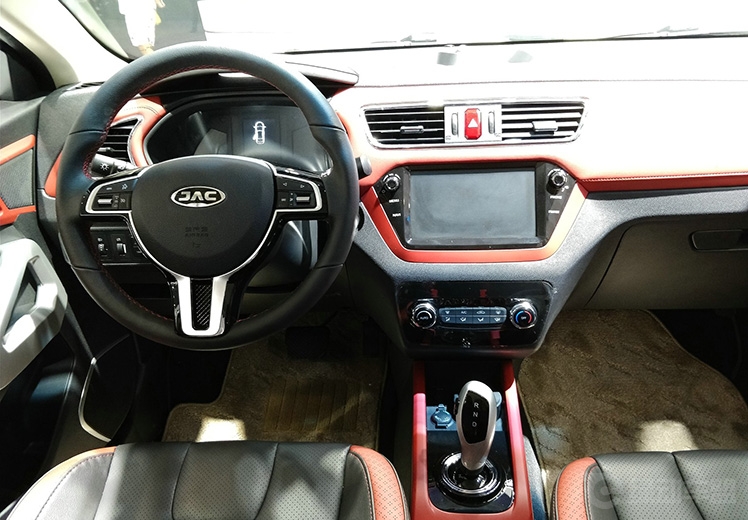 ͬʱṩǰ״װԼ(Ӧ߶Ϊ1565mm)ѡװ