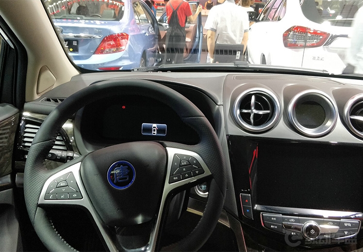 Ť320ţס׶ƶ£0-100km/hʱΪ4.9s