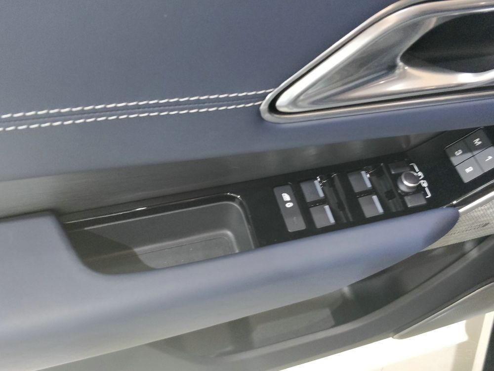 ŰʹƤ˷ߴбĿưʹƣĶλ