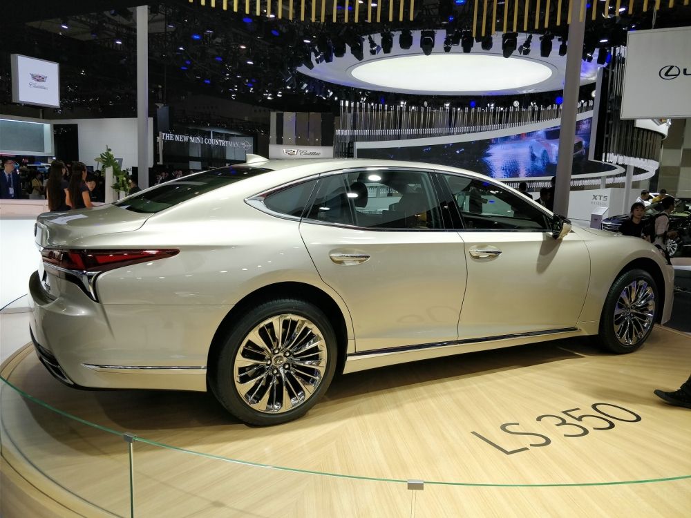 Ӳиܴص㣺ʹ 6 രƣ޳һ˫аѥӡ