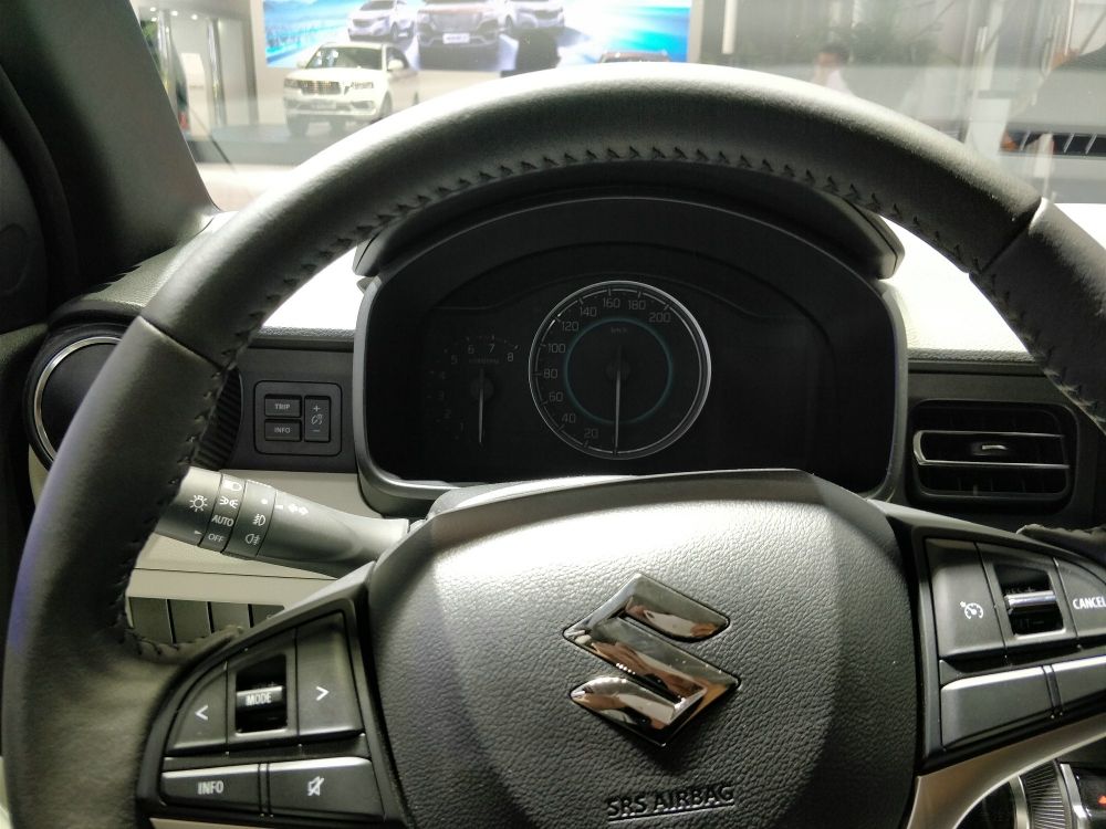 п̨䱸һʽҺʾ䱸CarLifeֻܣְ֧׿ƻϵͳʵ+USB+Wi-Fiֻӷʽ