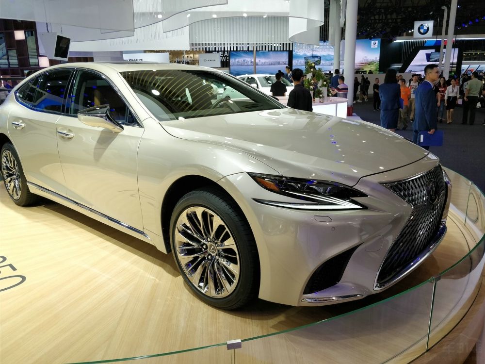 Լ߶˵Ľγ LS 500h һҲ䣬