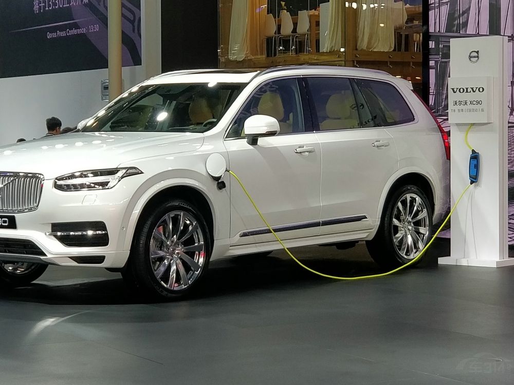 ִֶһرXC90ʹ˻춯ϵͳӻ³ۺͨ泵ࡣ