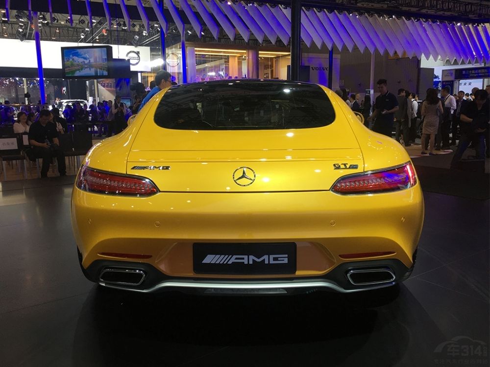 AMG GTΪ476ֵŤشﵽ630ţףAMG GT SΪ522ֵŤشﵽ670ţסϵͳ棬̨ƥ7AMG SPEEDSHIFT˫ϱ䡣