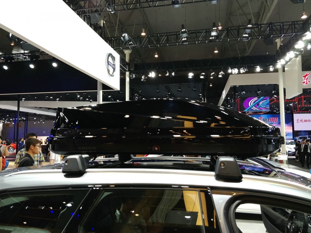 ̨Drive-ET5ķƥ䰮8ATȻṩļʻܡ254Ps350NmŤأٹ7sͷ100km/hƶֻҪ38.5mֺ̬BBAȫһˮƽϡ