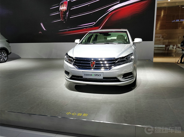 950˼ͷʹȣƬʽչǰդʮִ͹ƷƵɫǷľʽLEDơ