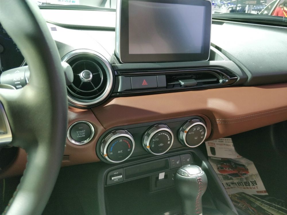 η棬ԴMX-5 RFõȻȫ¼ʽƣпĻý˵θС