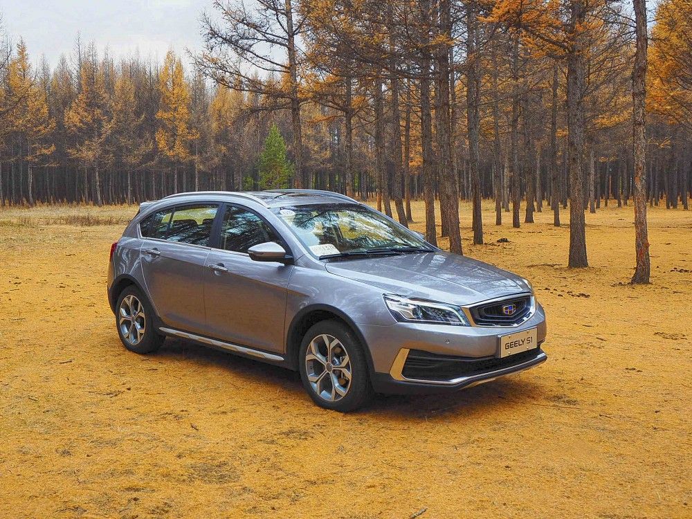 ӥ۷ԶһƣϬ񣬸輪S1µӾԶһԶӦLEDԴƼ