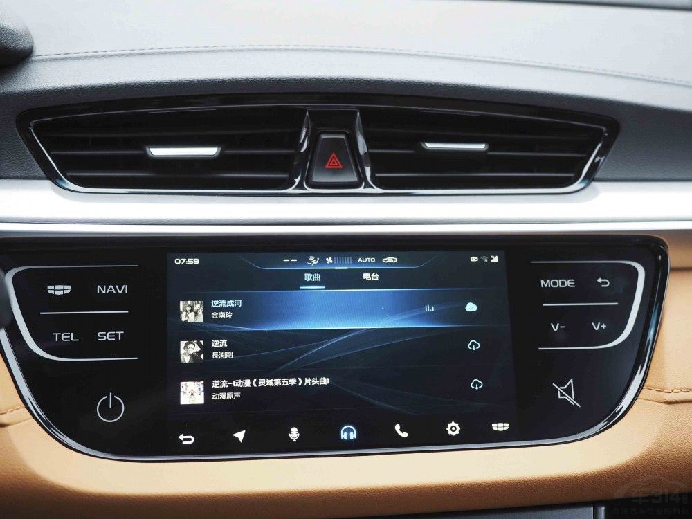 ƽ8ӢȫظΪUIƣˬCarplayCarlifeܻܣǿʱпƼܡ