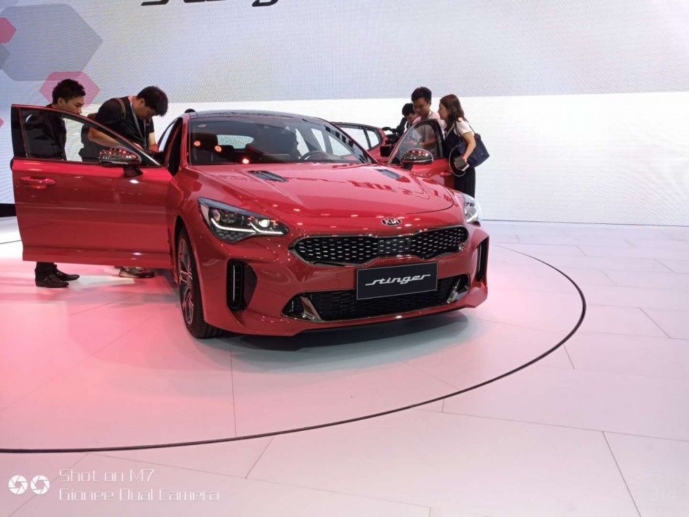 StingerΪ׿ܳͣϯƹٱ˵ϣŷϯܼGregory Guillaumeִ죬λһ̨ŽܣԴ2011귢GT