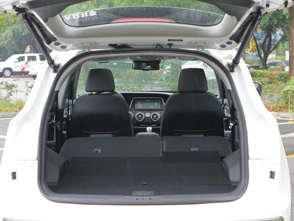 ڴռ䷽棬S7ĺռֲס״̬£S7ĺռ960L֮࣬ŵκ󣬿չ1358Lǰ·Ĵ񣬱֤˽ԵͬʱԷֹƷҡΡ