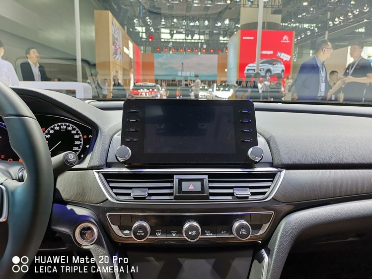 ͬʱ³Ƕ˸ߵµͼ˳ص׼ȷȡ