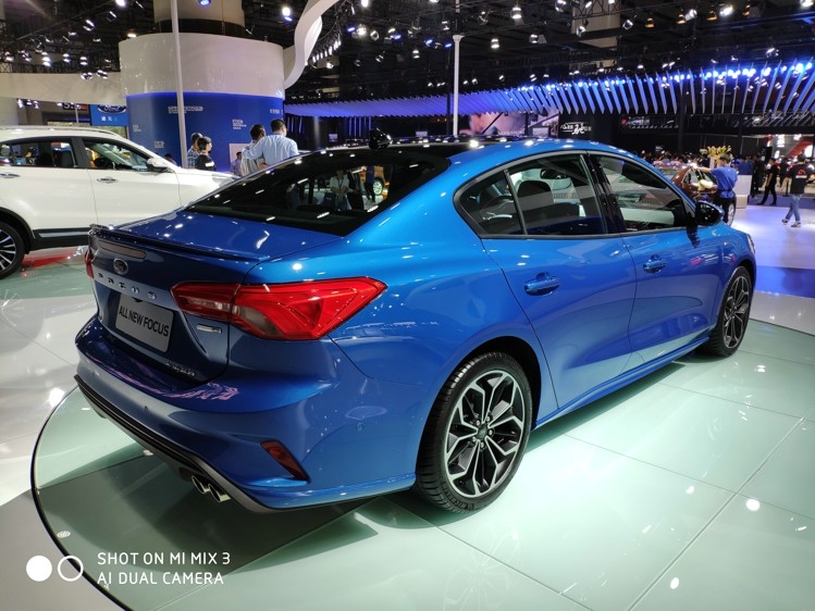 ȫ¸˹ʵͺıֲûеôڣýʵ⣬ٹۺͺ8Lϡ