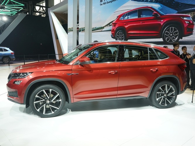 ֮£³Ĳ仯ΪԣھC󳵶ת۶£Ӫﱳʽơ