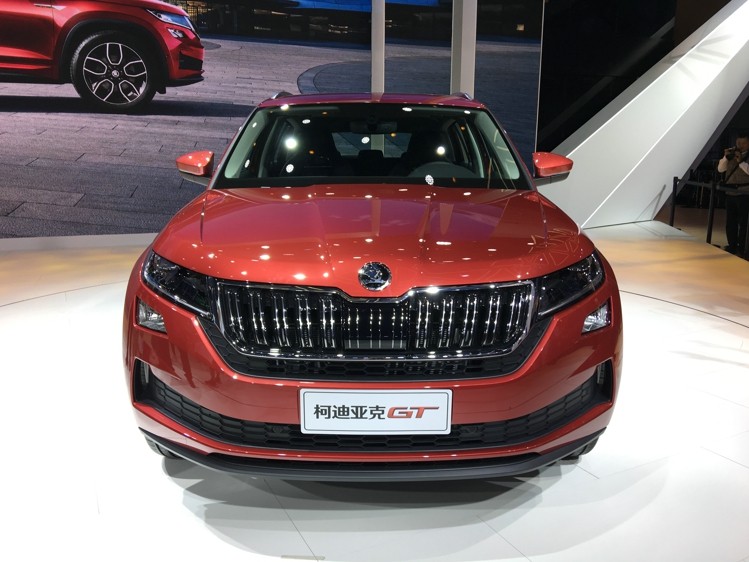 2018ݳչϣ˹´ȫһµǿGTʽС³λSUVƳ7ָͣ۸Ϊ18.99-26.99Ԫ