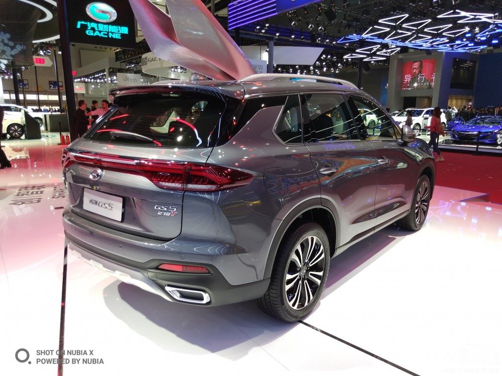 ߴ緽棬³߷ֱΪ4695/1885/1700mmΪ2710mm