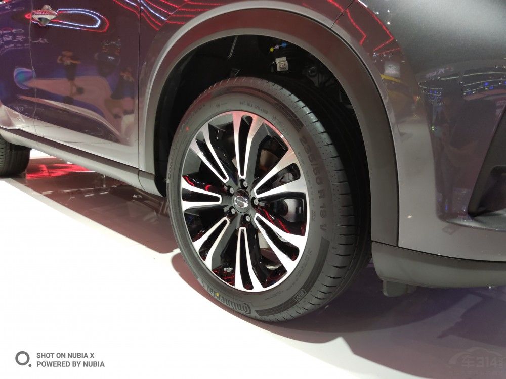 η³˴ʽƵͬʱȫµƷ񣬿ȥʮָԡ