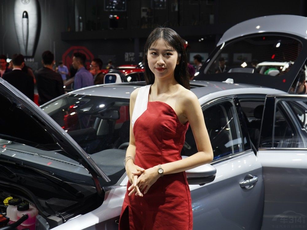 ǹ˹ݳչеչݣòҵôλ崿Ů