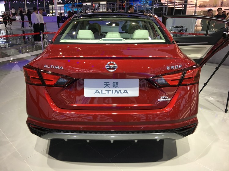 2.0T˿ɱѹƣ252ֵŤ370ţס