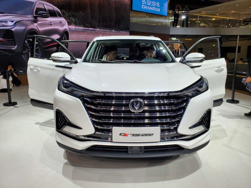 CS75PlusͷµļԡȫƵǰƣᴩǰĵƴӾʮ㡣ȫƵġ֮ǰɺԺϢ