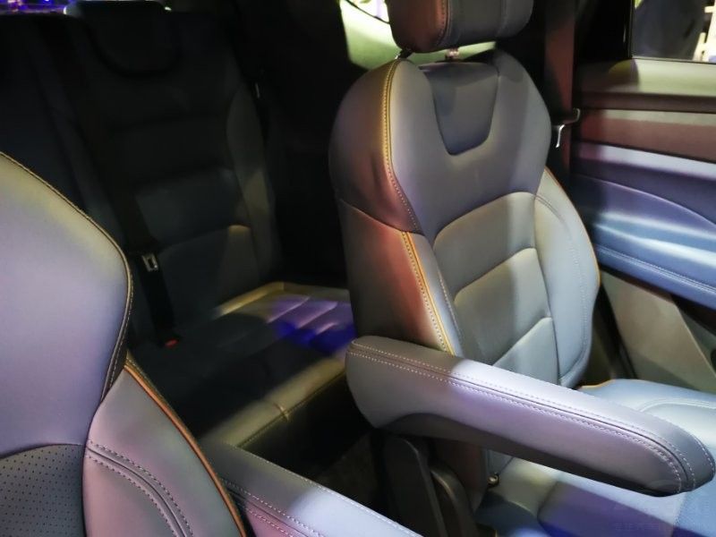 ���Һ������ξ��䱸�˵��������η��֣���֤�˳����������ԡ�