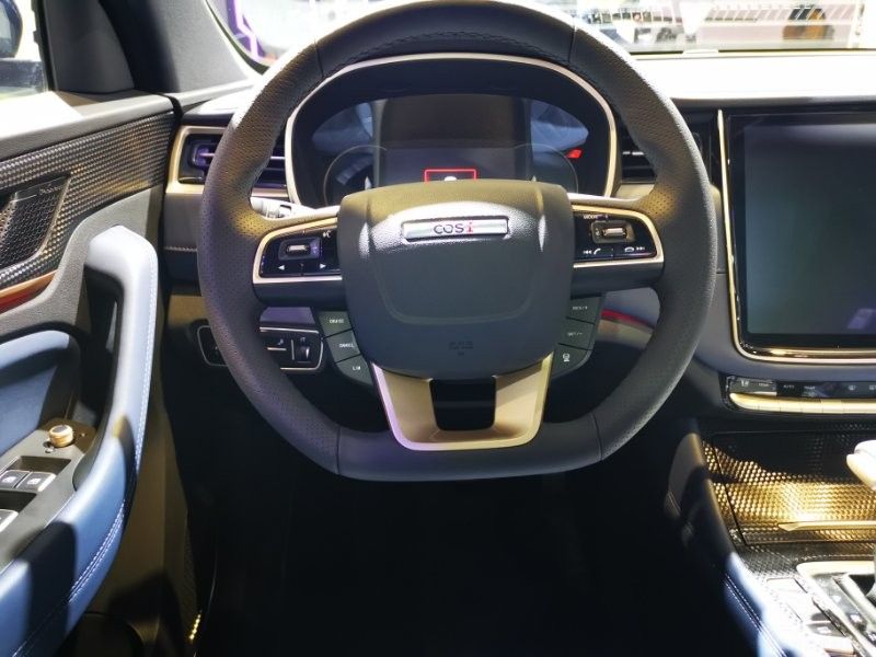 ������ʹ������Ƥ���������Ҳ�����ƽ�׵���ƣ��ָк͹۸ж��ǳ���ɫ��