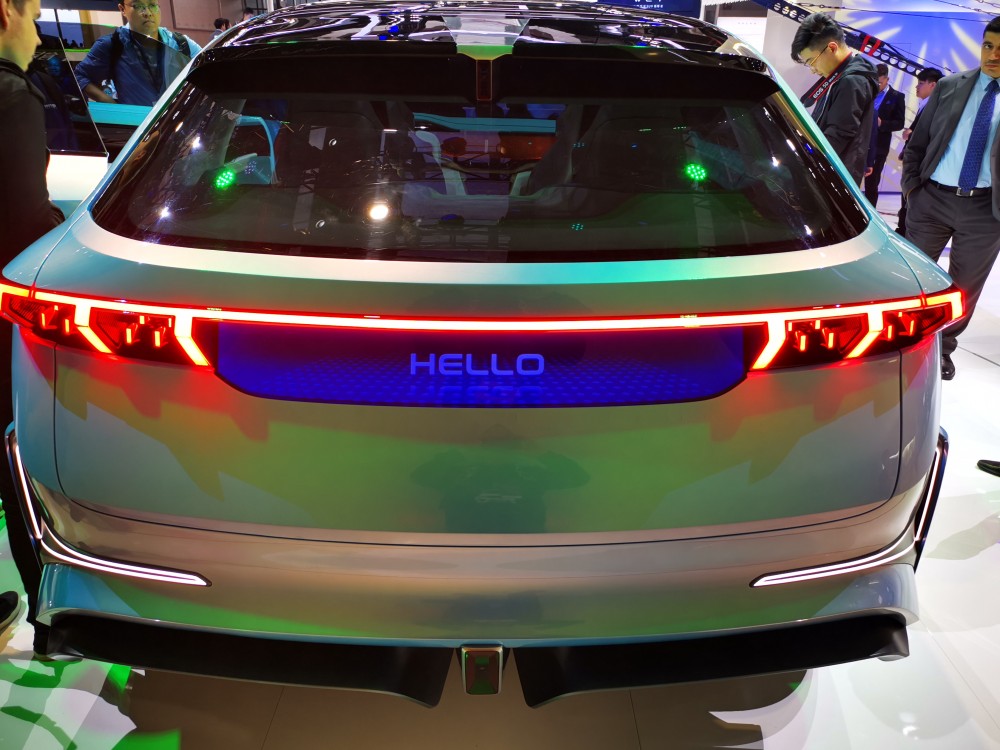 ��Ȼ�������۵Ļ��ǳ�β�복ͷ�໥��Ӧ��������Ļ������������ʾ���塣