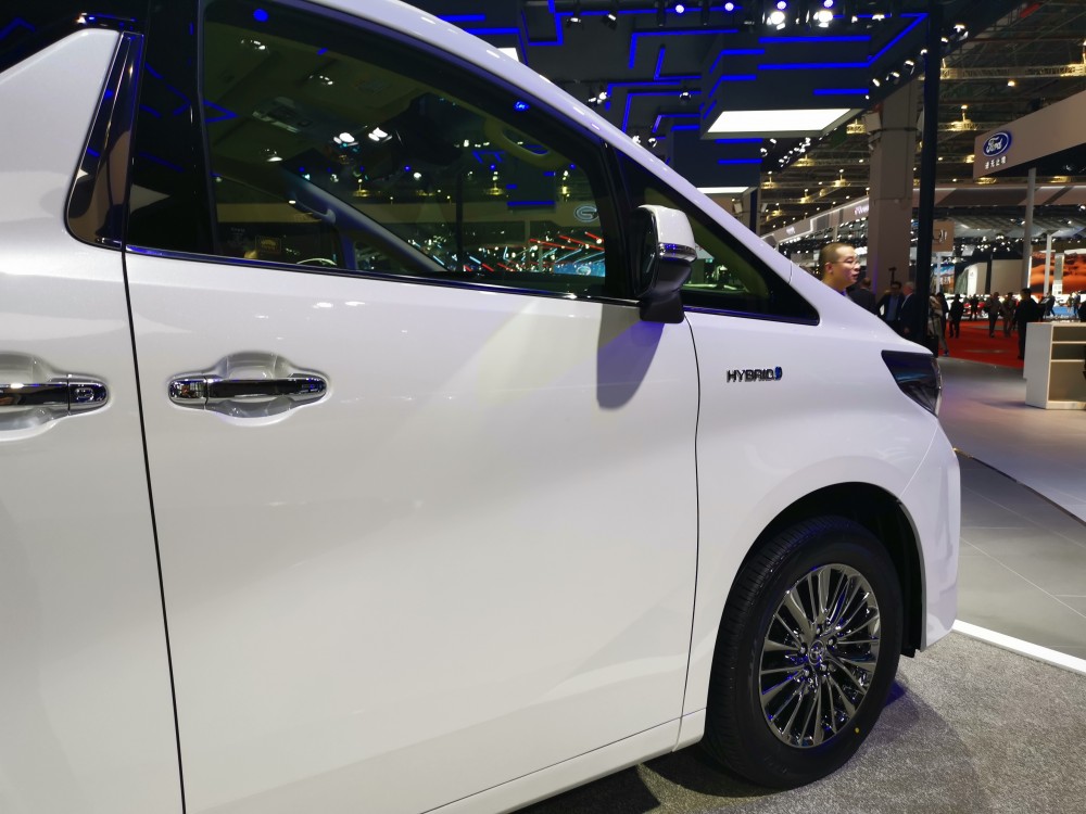 ǰﰣ˫ʽУ³Ƴ2ָͣ۸Ϊ80.50-85.60Ԫ