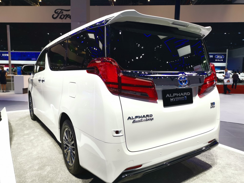 ³ṩToyota Safety SenseаȫϵͳСȫ㵹ܡͨ硢μȡ벣ãӪʵĳ