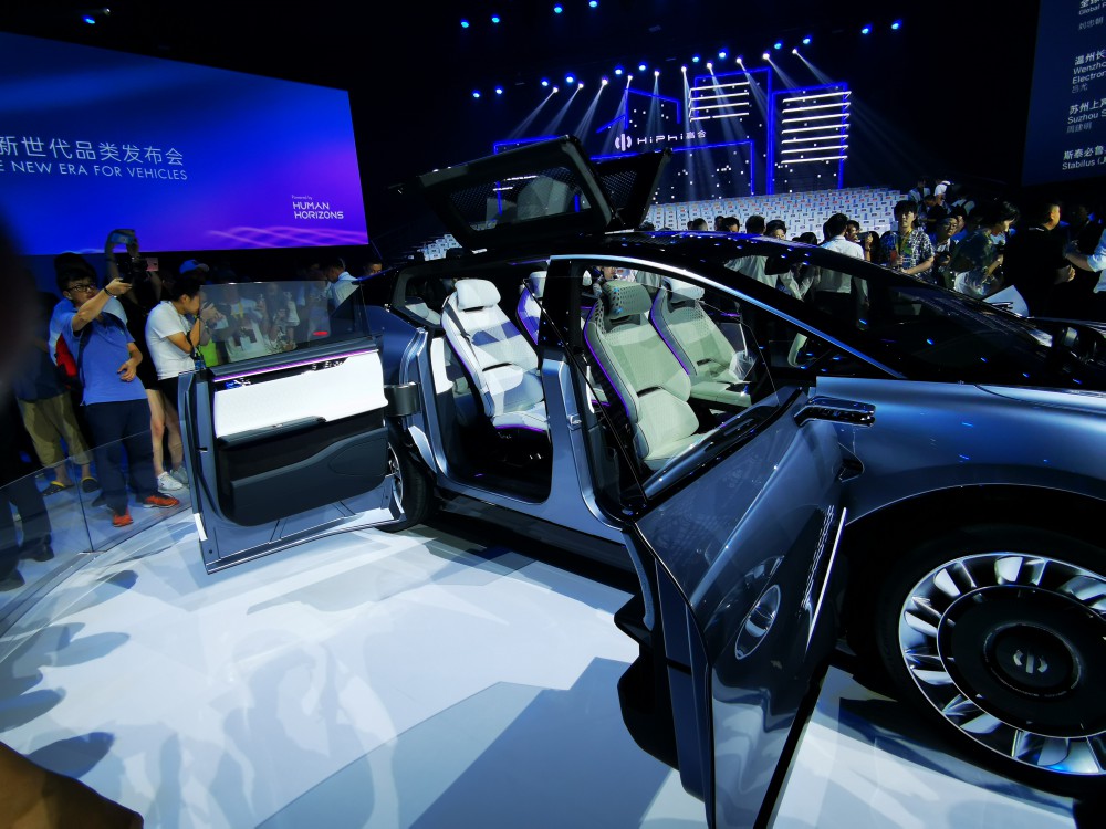 ��ǿ�ȸ������������ܿ������ܡ��Ļ����ƶ���ǯ����������ת�򣬸�Ч������������ϵͳ�ȣ����Ϻ������þ�Ϊ���䡣