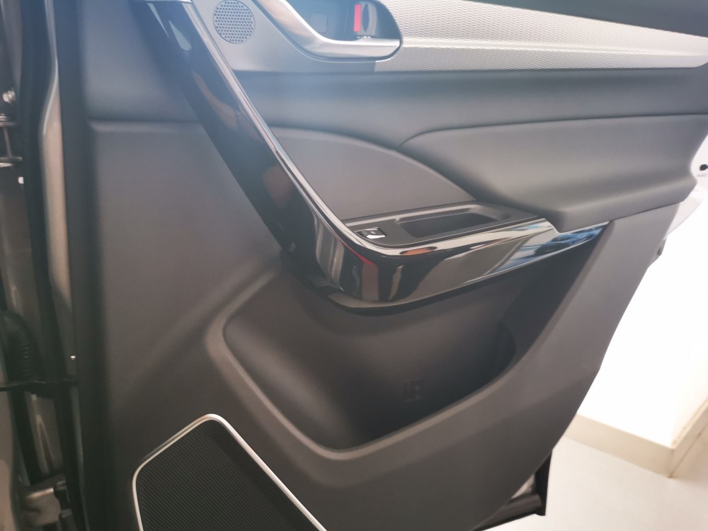 ռҲȽϷḻǰŴռ䣬п̨´Ͳ洢񣬶ǳʵá