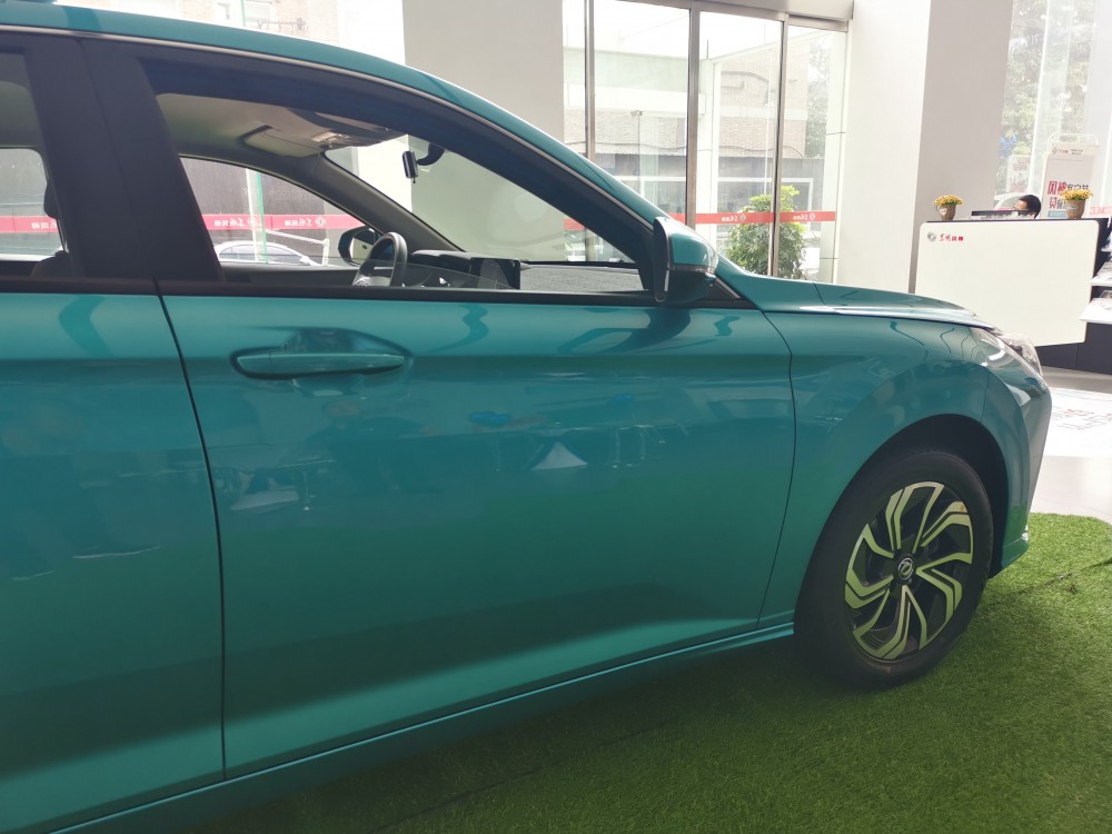 ߴ緽棬³߷ֱΪ4660/1812/1490mmΪ2680mm