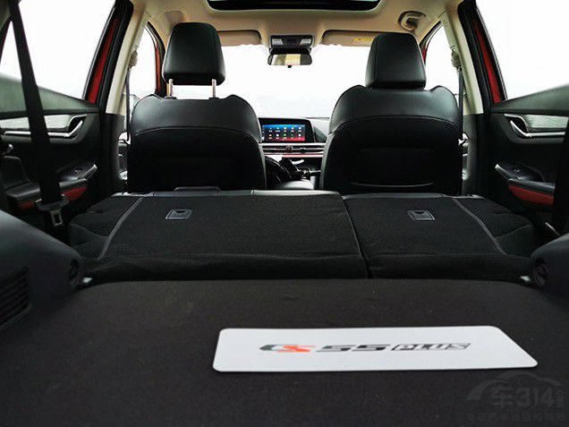 װϣCS55PLUSݻΪ475Lͬĳˮƽ³οɲַŵҿռڷô