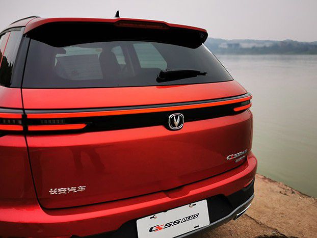 β棬³ֿͱ仯ԣʱеĹᴩʽβƣӾЧǳ