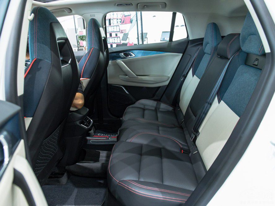 ߴ緽棬06߷ֱΪ4340/1820/1625mmΪ2640mmȱǡXR-Vơ