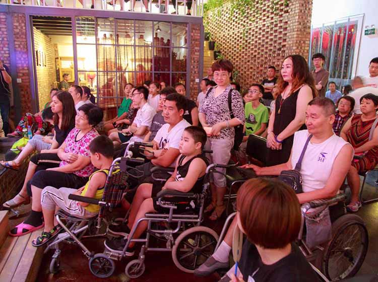 ʯ��ׯ����BMW���ÿͻ����������ִ���