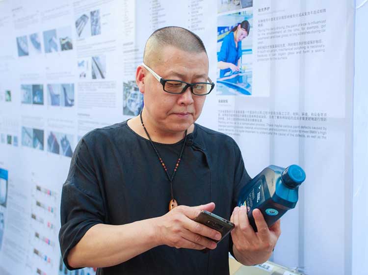 ʯ��ׯ����BMW���ÿͻ����������ִ���