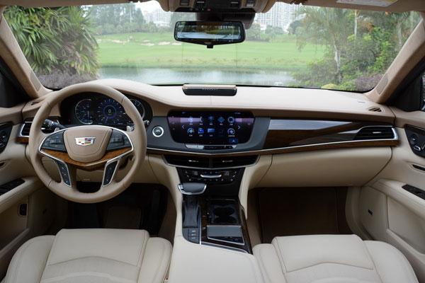 CT6-PHEV1.jpg