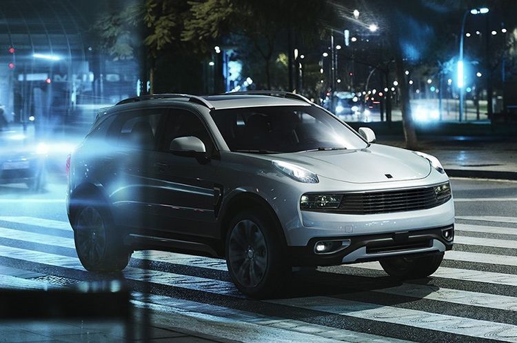 ����������������������߶�SUV����г�